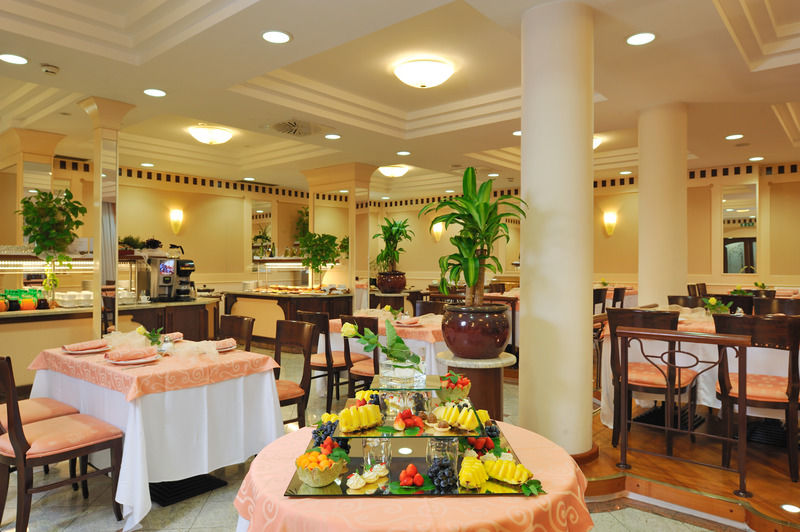 Hotel Krka - Terme Krka โนโวเมสโต ภายนอก รูปภาพ