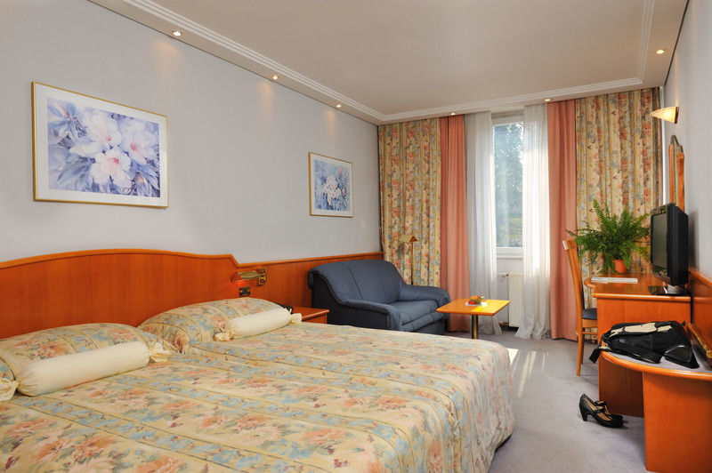 Hotel Krka - Terme Krka โนโวเมสโต ภายนอก รูปภาพ